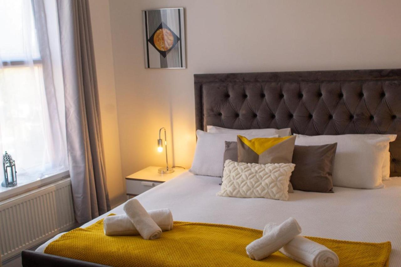 Shm Stays Hs2 Workers Great For Long Term Stays & Short Stays, 15 Min Drive To City Centre & Airport 2 Min Walk To Shops And Train Station Μπέρμιγχαμ Εξωτερικό φωτογραφία